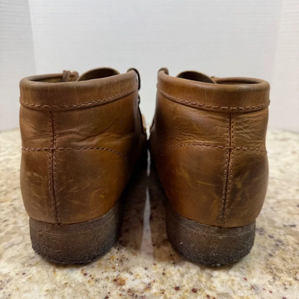 Clarks wallabee boot